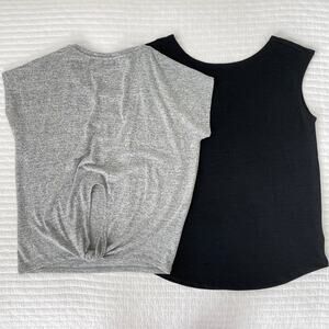New Bundle of 2 Gap Women's Knit Short Sleeve Tops in Black and Gray Size M